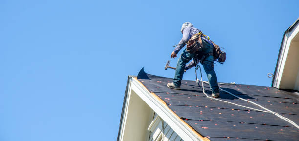Quick and Trustworthy Emergency Roof Repair Services in Weyauwega, WI